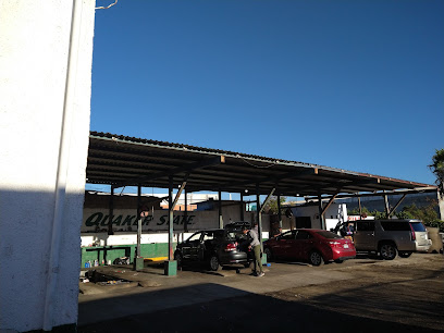 Dirección, horario, teléfono y opiniones de Autopartes Fórmula Uno en Cabo San Lucas