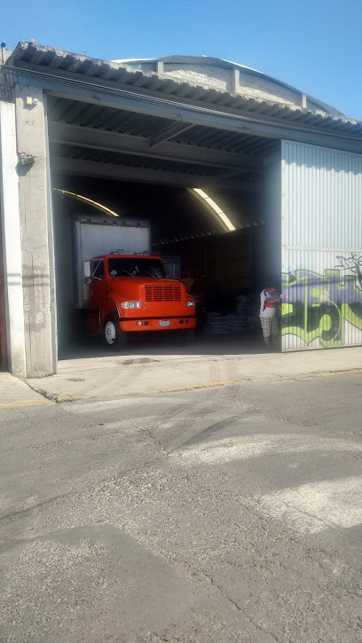 Dirección, horario, teléfono y opiniones de Balatas y Complementos Oso en López Mateos