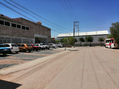 Dirección, horario, teléfono y opiniones de Centro de Servicio Automotriz Pits 3 en Guadalupe