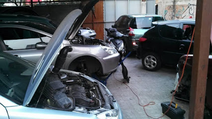 Dirección, horario, teléfono y opiniones de Especialistas en Autos Franceses Peugeot y Renault Servicio Automartiz en Azcapotzalco