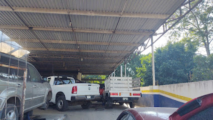 Dirección, horario, teléfono y opiniones de Innova Car Service en Altamira