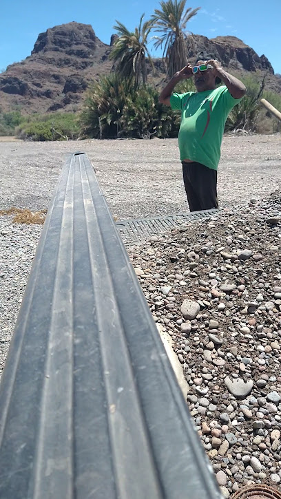 Dirección, horario, teléfono y opiniones de Llantas y Servicios Monrroy. en Cd. Constitución