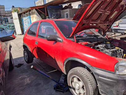 Dirección, horario, teléfono y opiniones de Servicio Sandoval - Taller Mecánico en Azcapotzalco