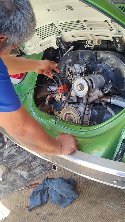 Dirección, horario, teléfono y opiniones de Taller Mecánico Juan Vochos en Torreón