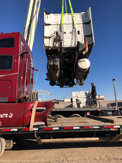 Dirección, horario, teléfono y opiniones de Taller Servicio Diesel El Oso en Delicias