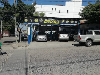 Dirección, horario, teléfono y opiniones de Servicio Automotriz Medina en Puerto Vallarta