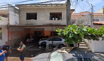 Dirección, horario, teléfono y opiniones de Servicio Automotriz Los Torres en Puerto Vallarta