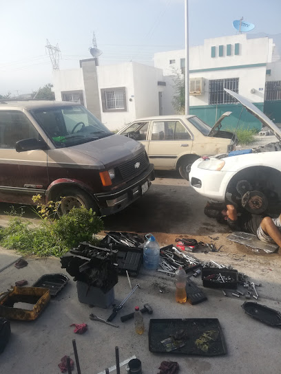 Dirección, horario, teléfono y opiniones de Taller Mecánico Xd en General Escobedo