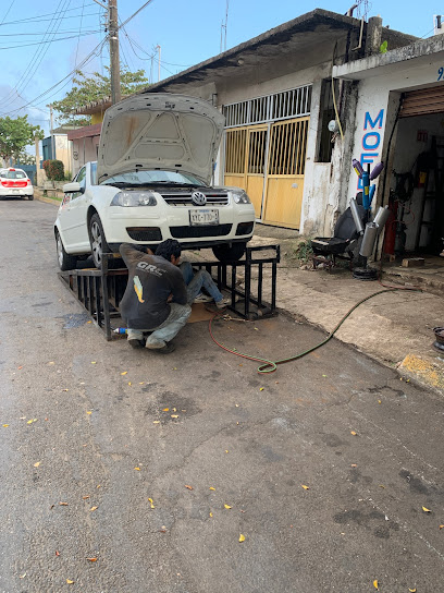 Dirección, horario, teléfono y opiniones de Mofles El Profe en Coatzacoalcos